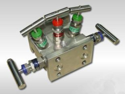 EN5-11 SS-M5F8-FL 法蘭五閥組